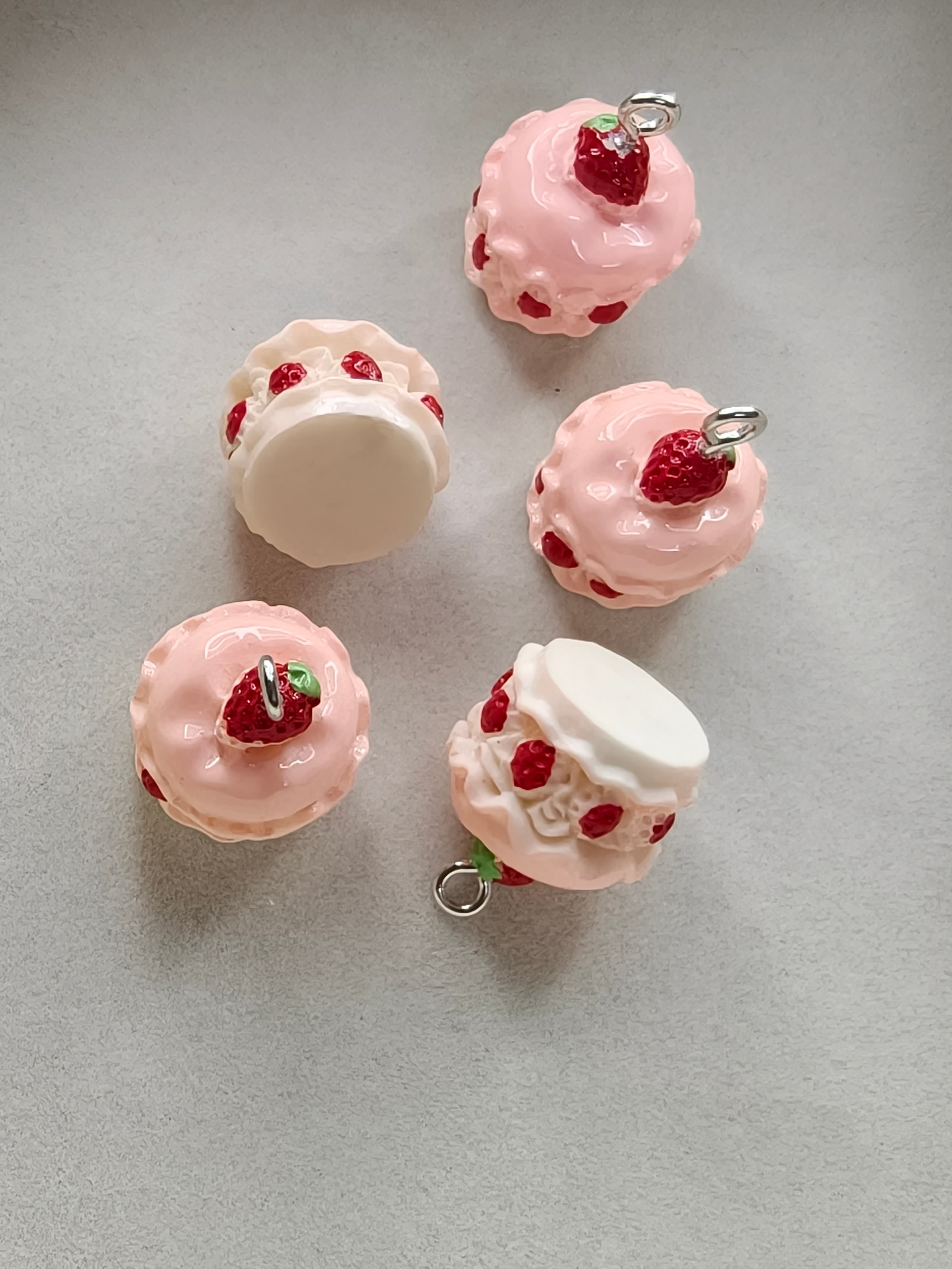 Strawberry cake