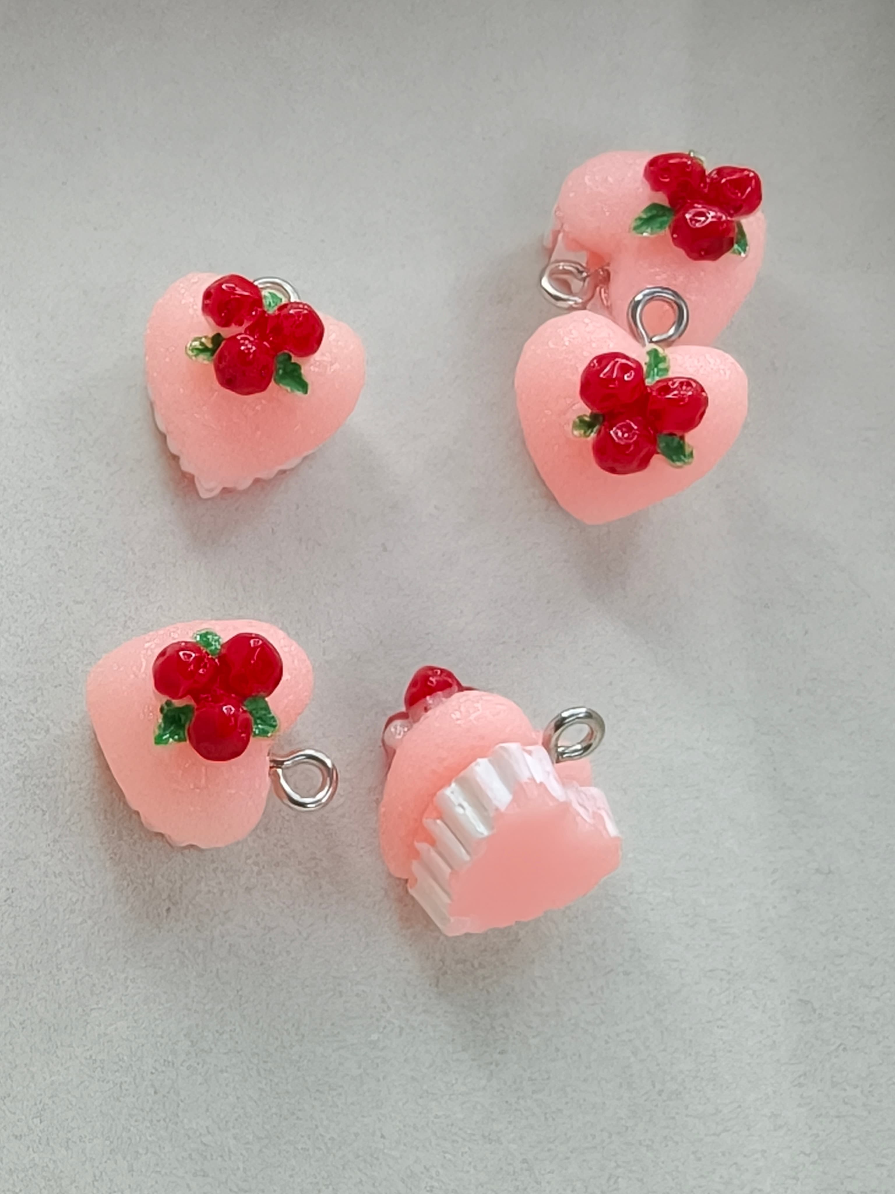 Heart shape strawberry cake