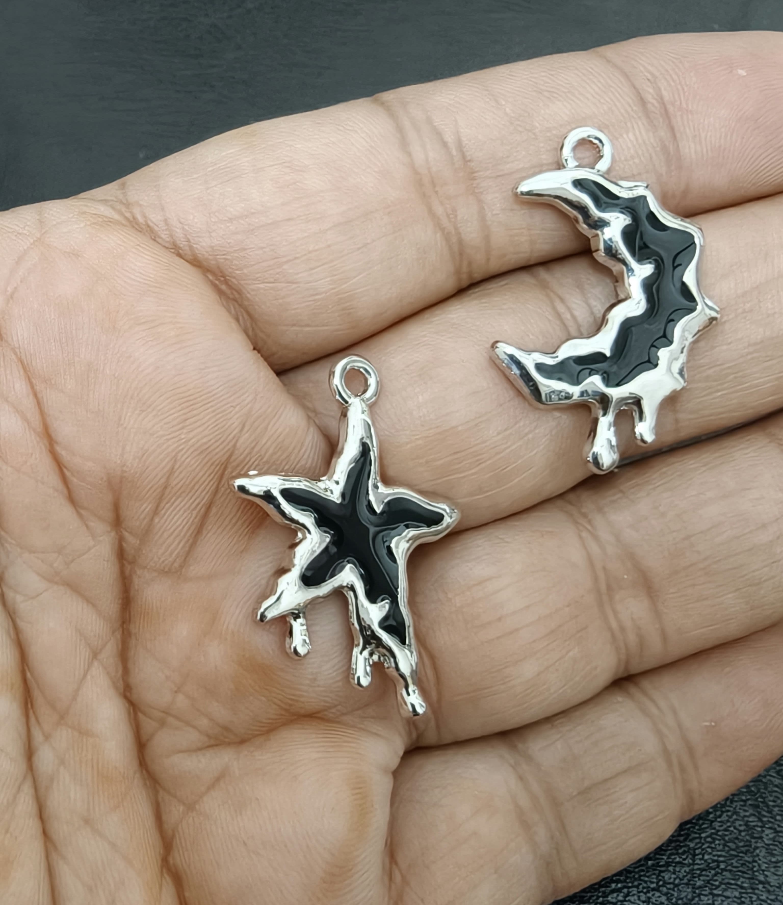 Star moon black enamel