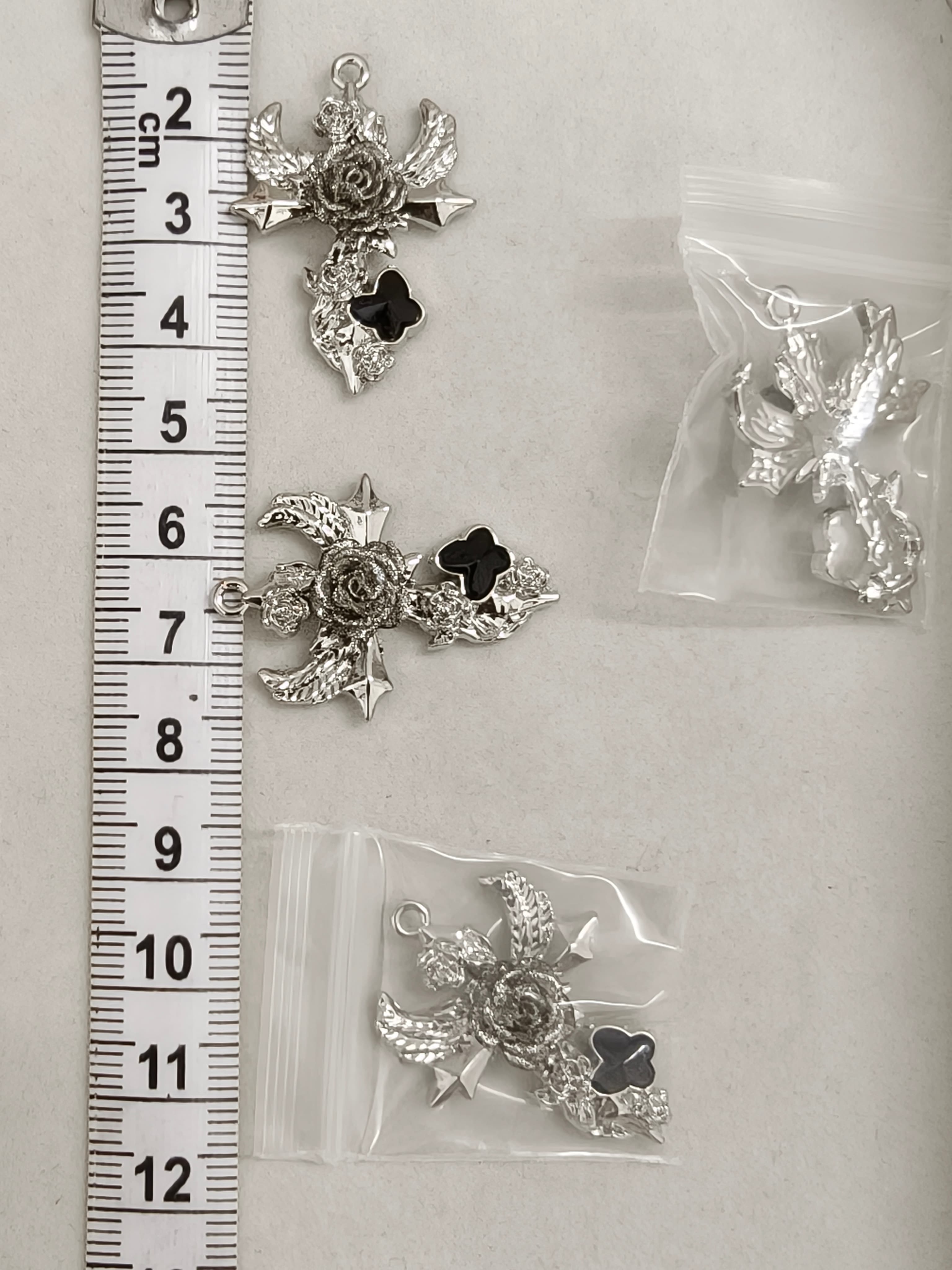 Rose cross Angel black