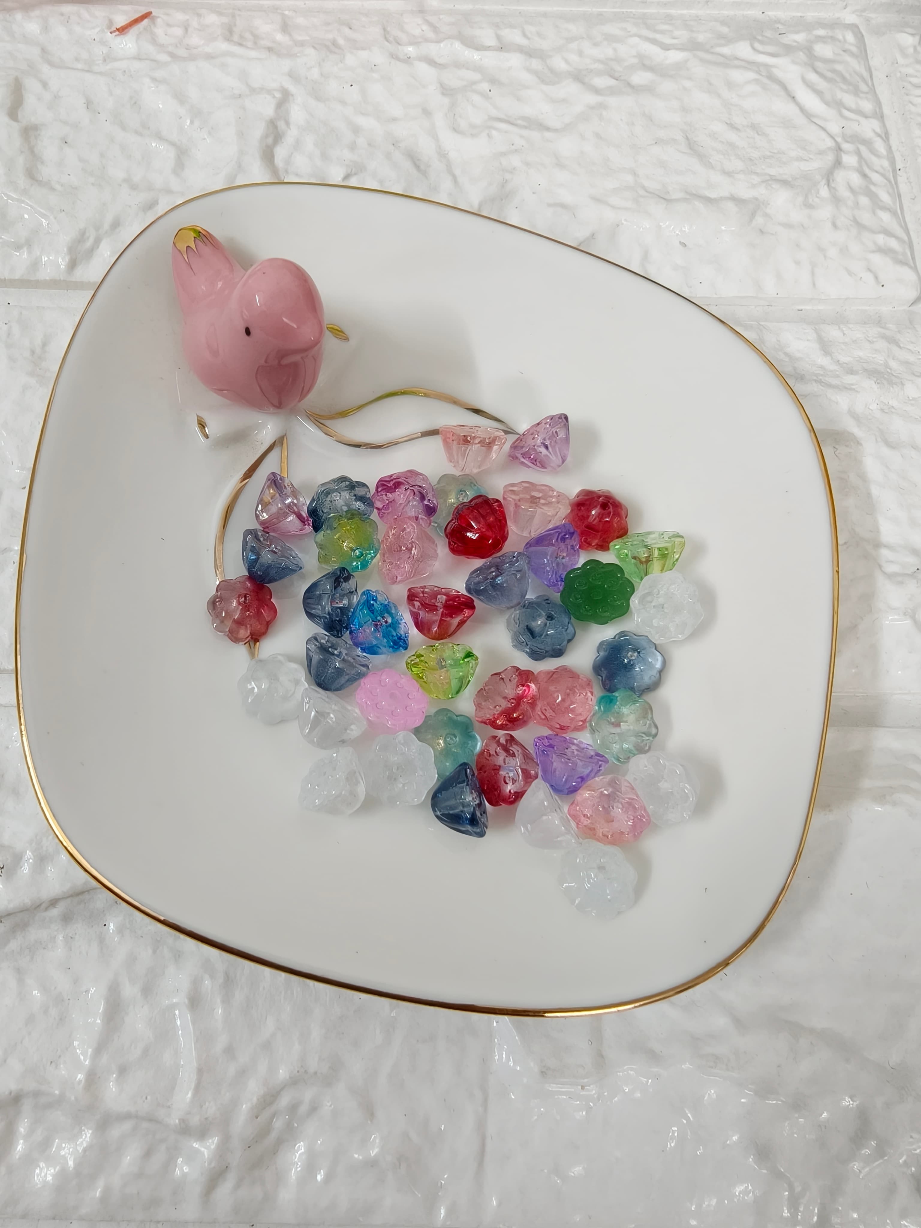 Glass flower beads